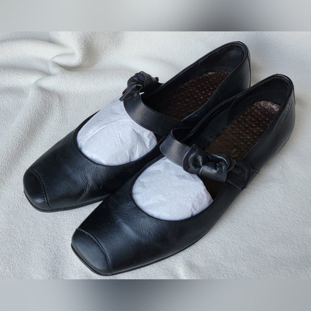 Black Leather Flats with Square Toe